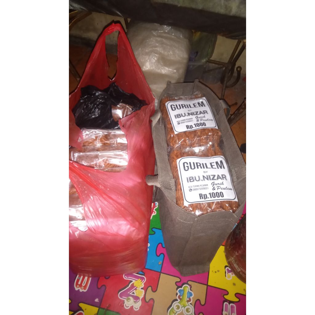 

STIK GURILEM GURIH PEULEUM BY IBU NIZAR KEMASAN PACK ISI 12PCS