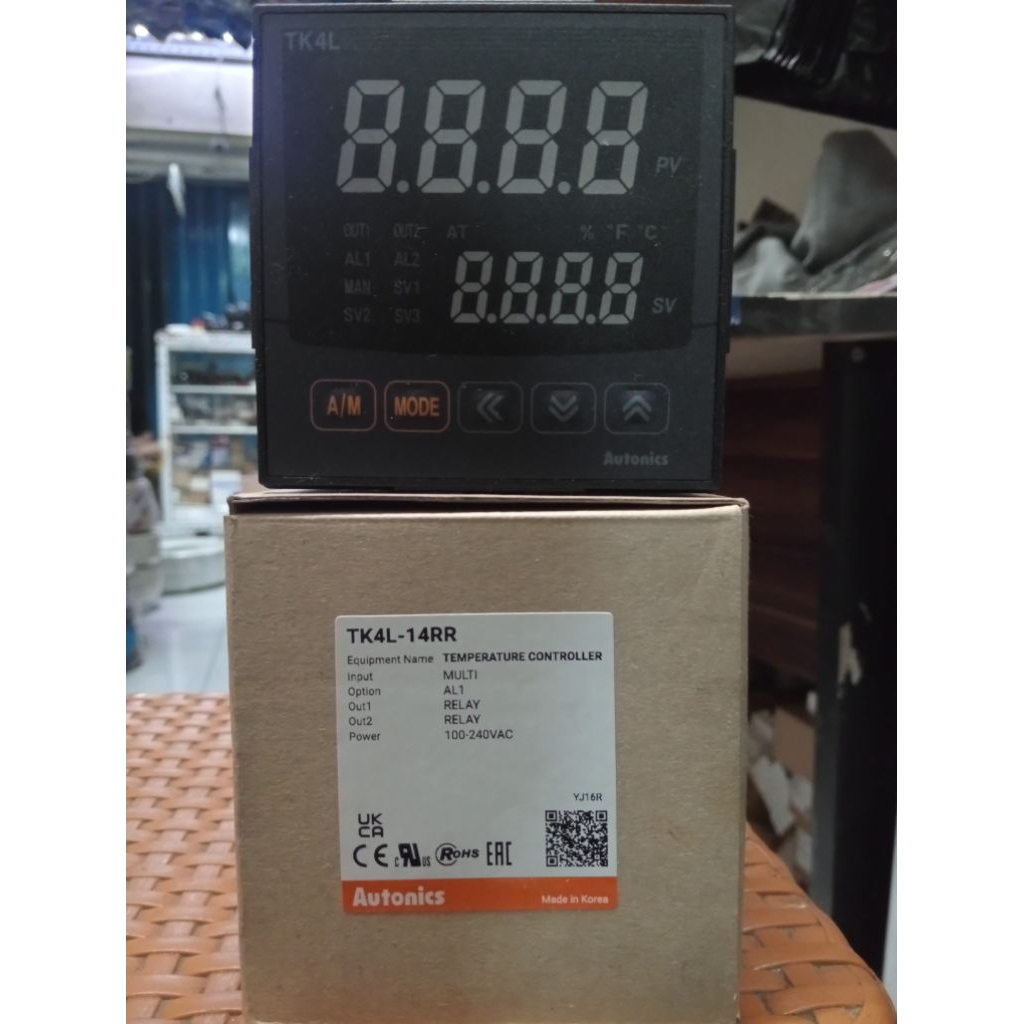 TK4L-14RR TEMPERATUR CONTROLLER AUTONICS/ TK4L-14RR
