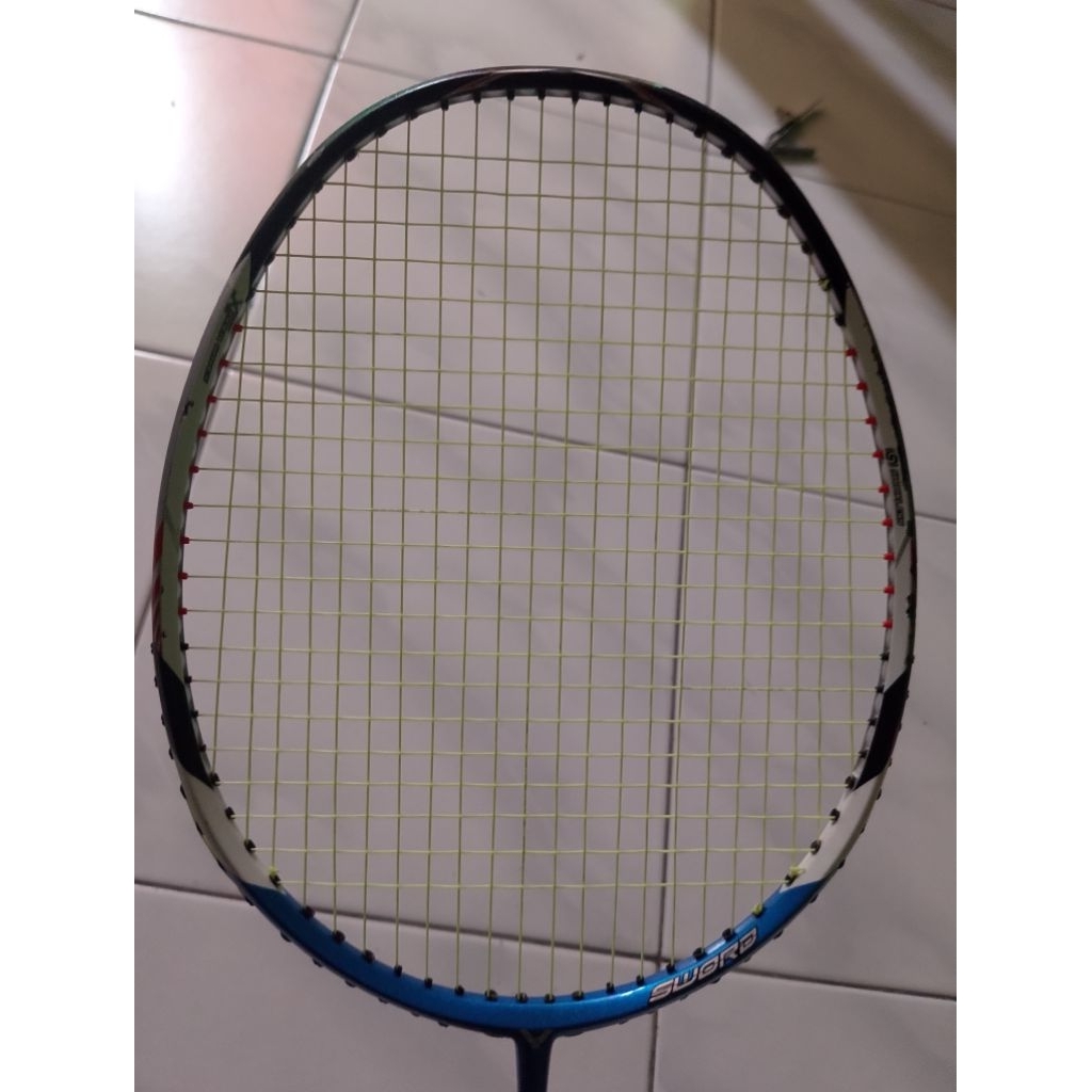 Victor brave sword12