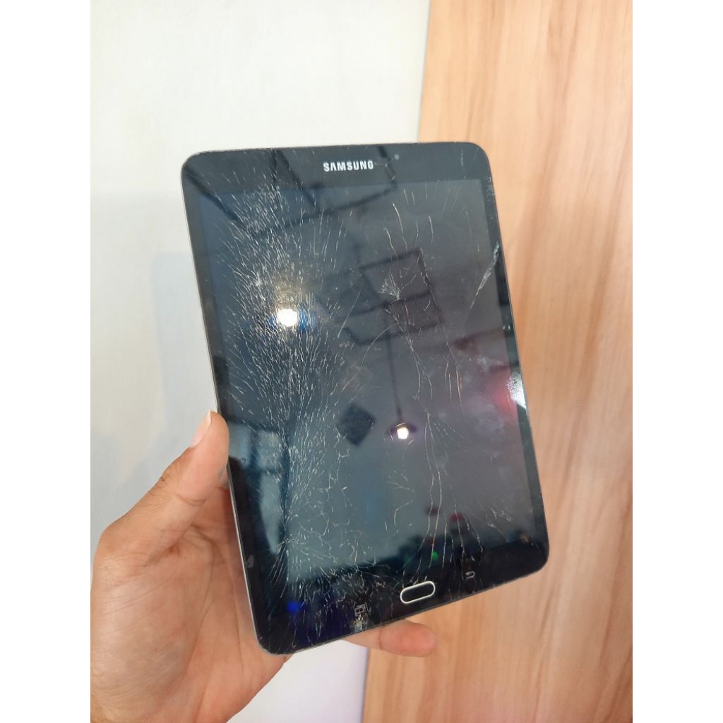 Samsung Galaxy Tab S2 8.0 T710 Minus