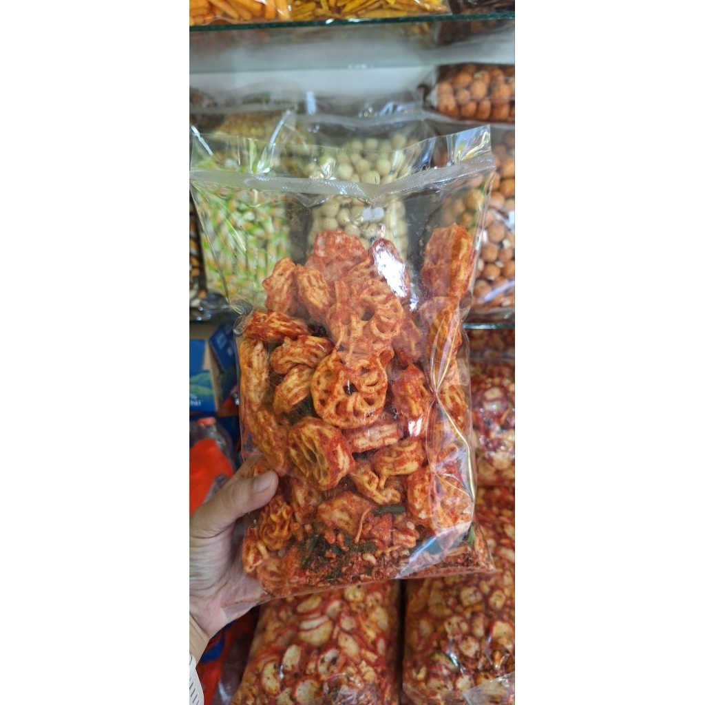 

KERUPUK SEBLAK MAWAR pedas gurih.