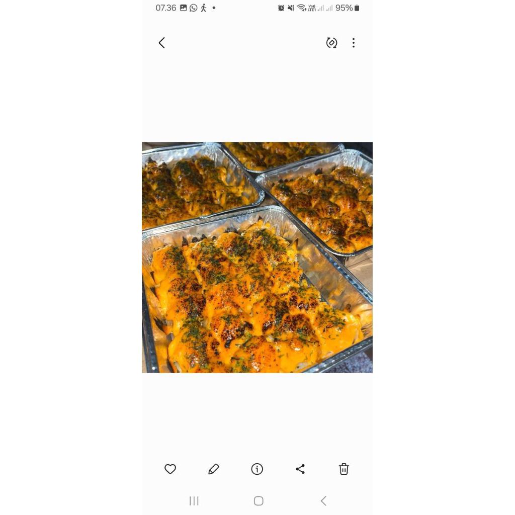 

DIMSUM MENTAI TOBIKO ISI 16 FREE CHILI OIL KHUSUS INSTAN SBY ONLY