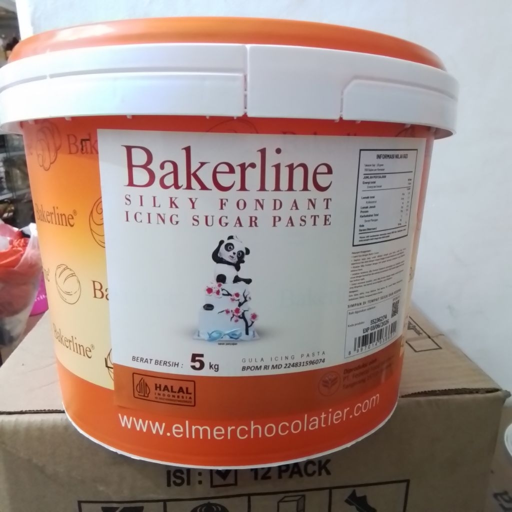 

Bakerline Silky Fondant Icing Sugar Untuk Figurine Fleksibel 500gr