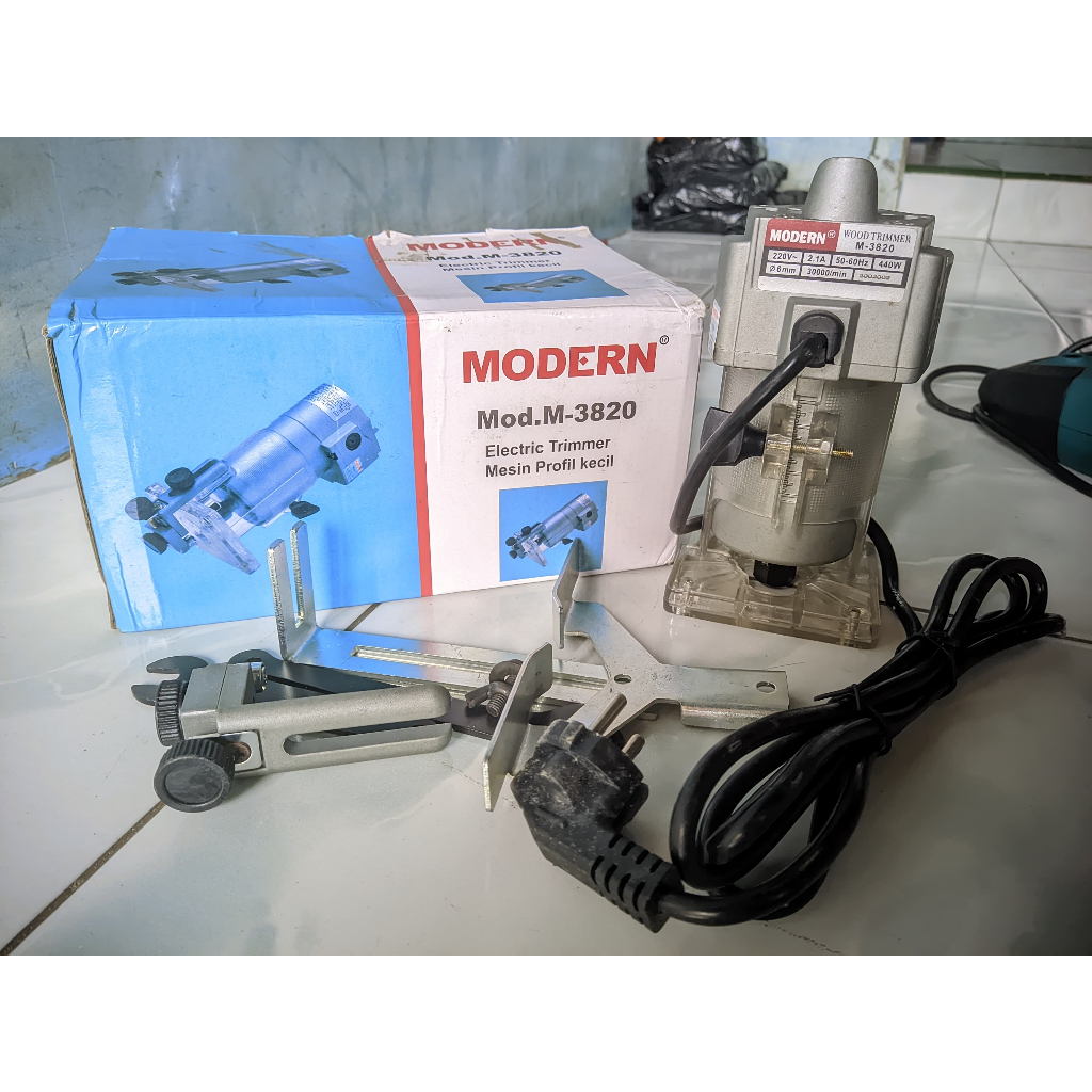 Mesin trimmer Modern ( mesin profil ) M 3820