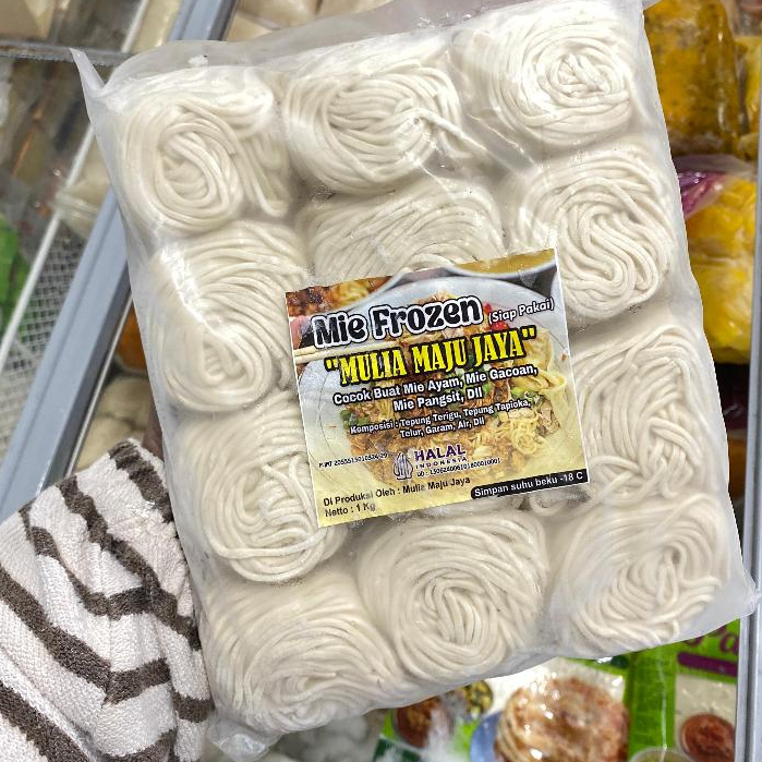 

MIE FROZEN (MIE JEBEW, MIE AYAM, MIE GACOAN)