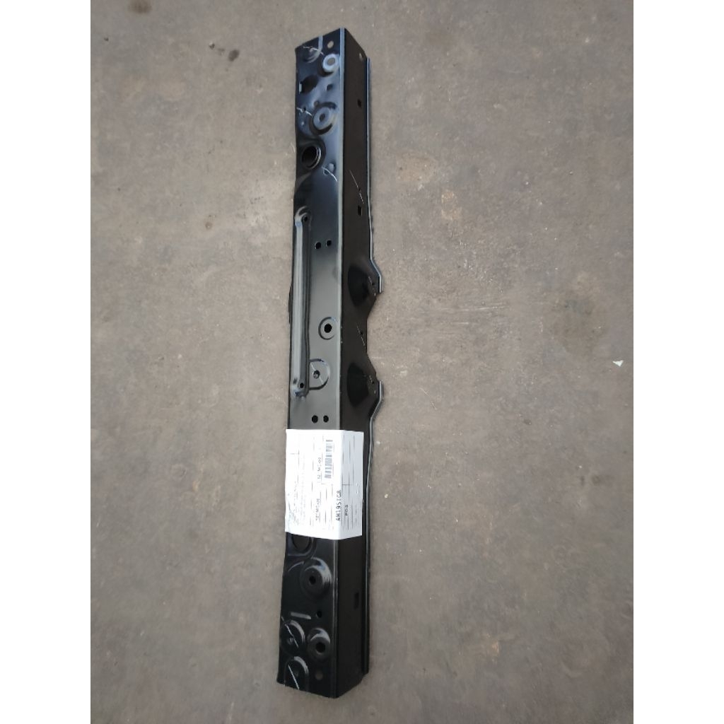 palangan radiator atas bullhead Grand Avanza 2016 2017 2018 2019 2020 2021 Original