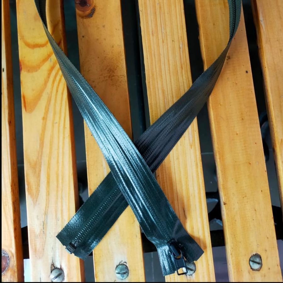 Resleting Zipper Waterproof YKK 74 - 84 CM ( Warna Hijau Army ) - 81 CM