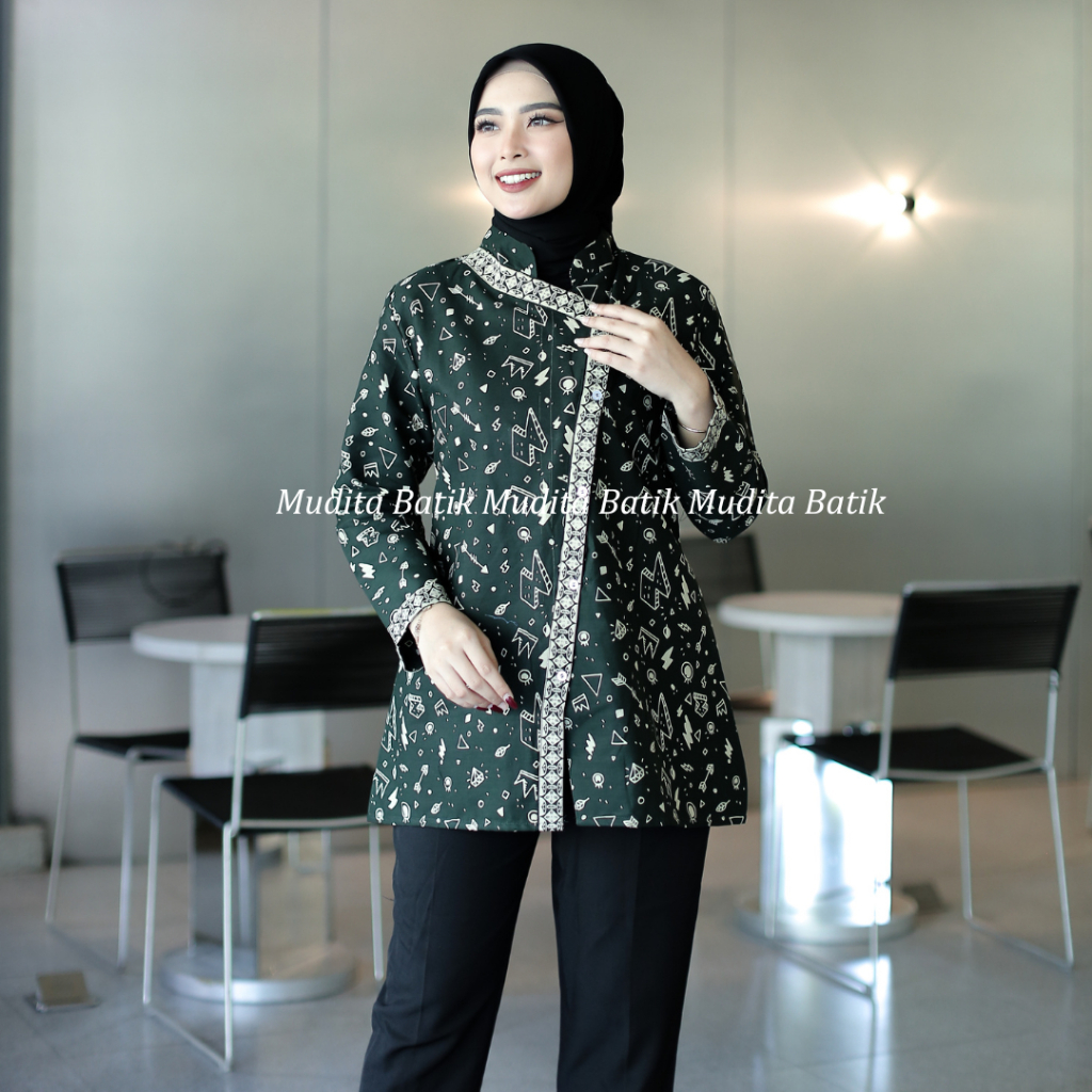 Batik Mudita Motif Malika Batik Kantor Wanita Lengan Panjang Lapis Furing Trikot Warna Hijau Botol