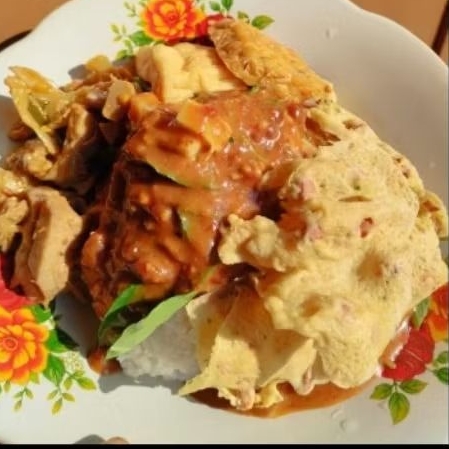 

Bumbu Pecel Khas Nganjuk Pedas Sedang 500gram kemasan Thinwall