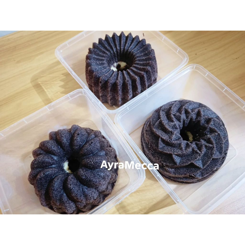 

Bolu Ketan Hitam Keju Lumer