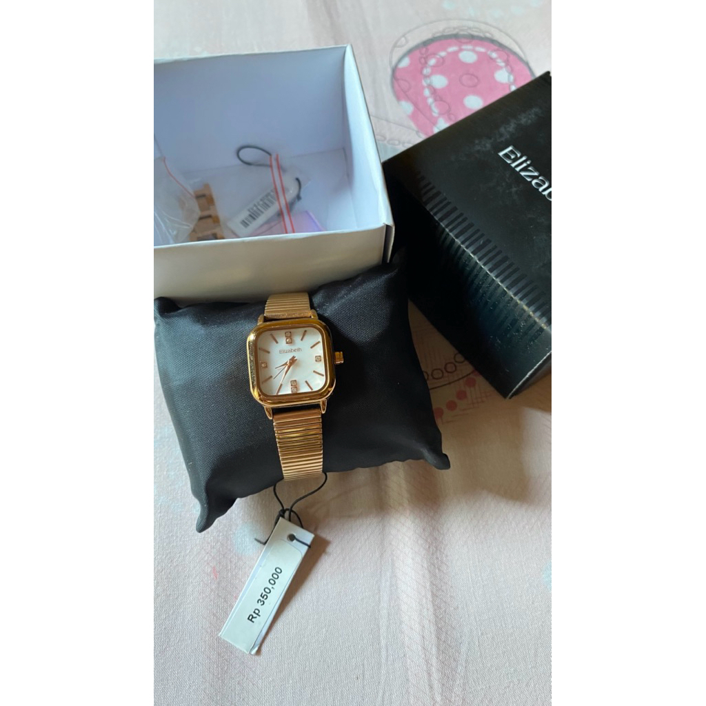 Preloved Elizabeth Jam