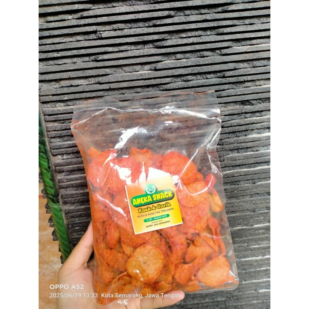 

kripik basreng pedas