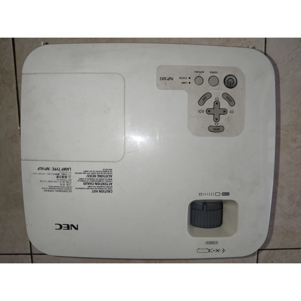LCD PROYEKTOR NEC NP305 | Bekas Hidup Berkualitas