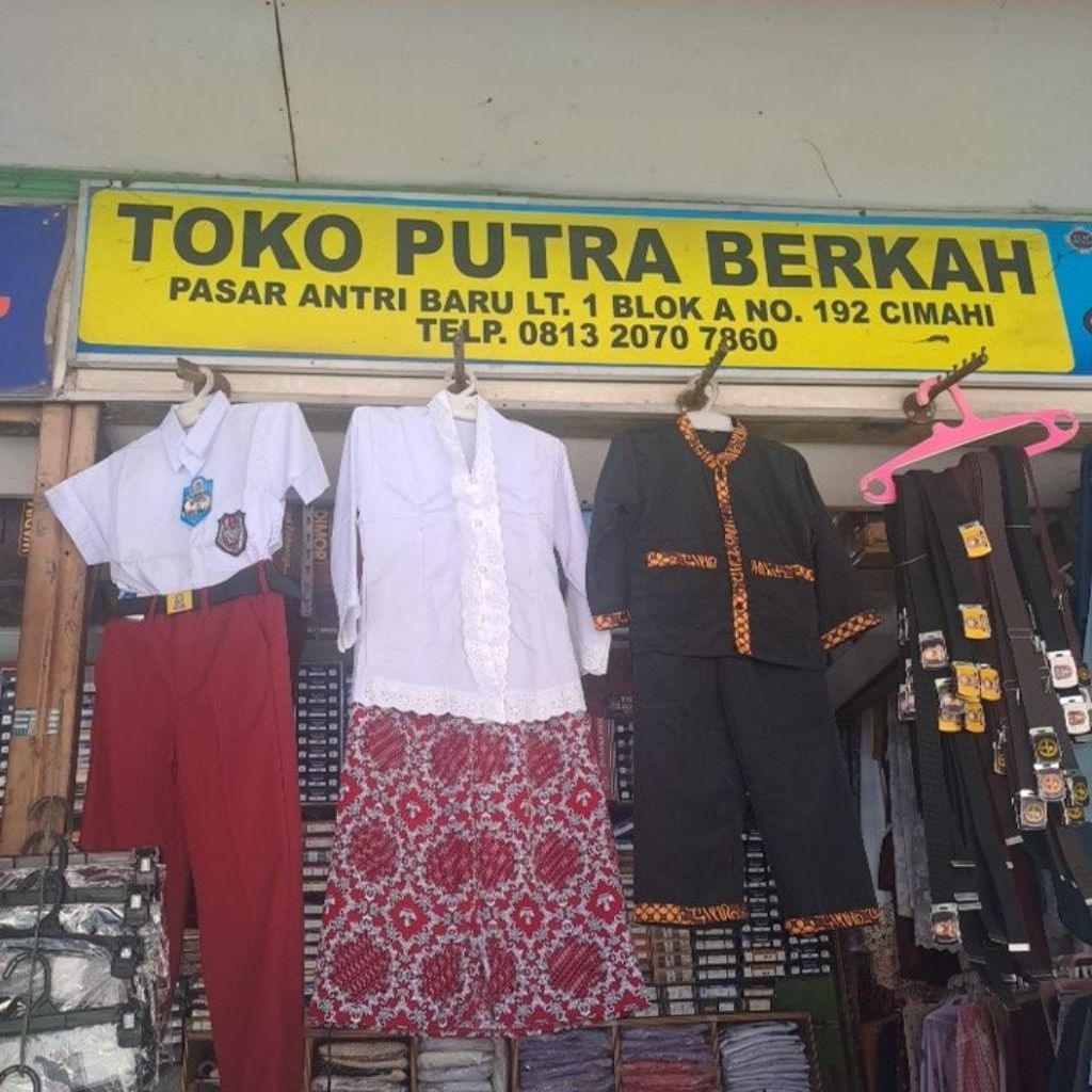 

Putra Berkah-Baju Polos Tanpa Bet Kemeja Putih Seragam Sekolah Polos tanpa bet Lengan Pendek Lengan Panjang Pria Wanita free bet sd/smp/sma