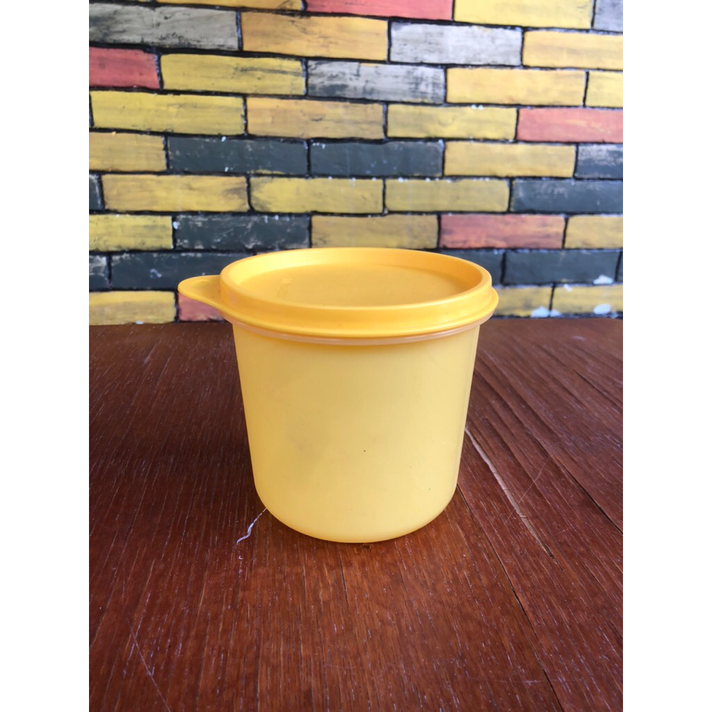 TUPPERWARE NEW COMPACT HIGH BOWL