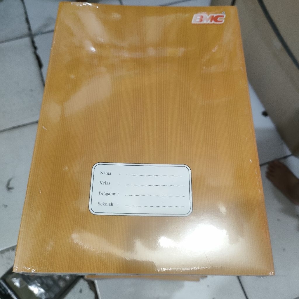 

Ay00! PROMO ( 1pak isi 10 buku) campus bmc Krafl isi 50 lembar (BMC K)