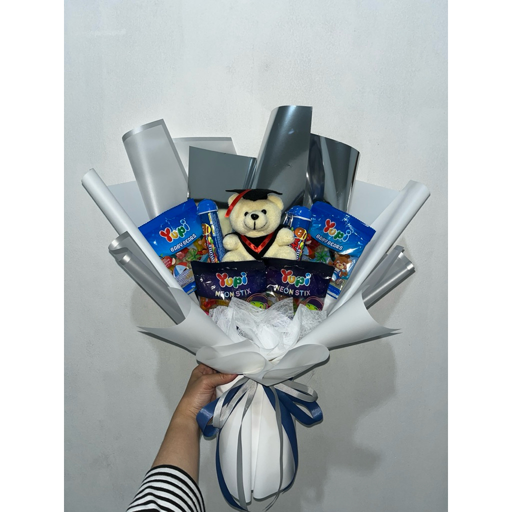 

Buket Wisuda / Buket Snack / Buket Murah