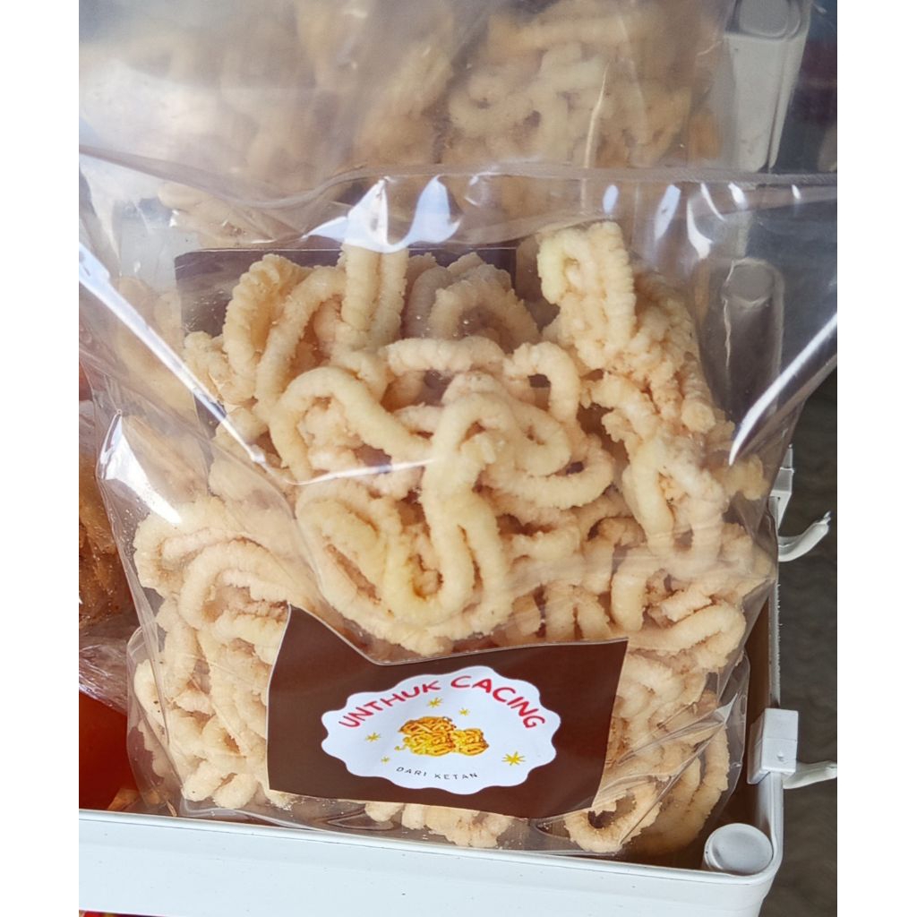 

Untuk cacing, cemilan tradisional