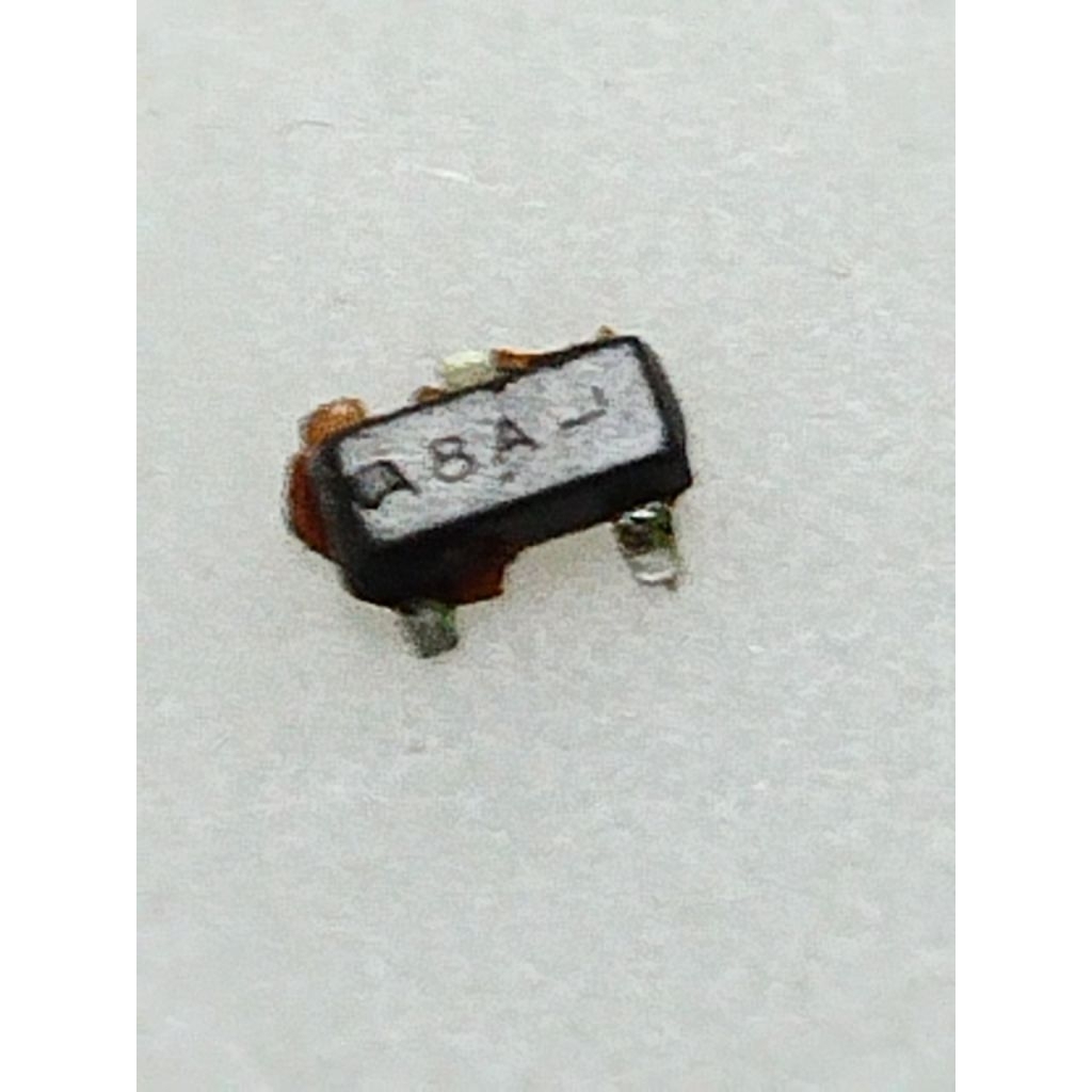 Transistor SMD 8A L