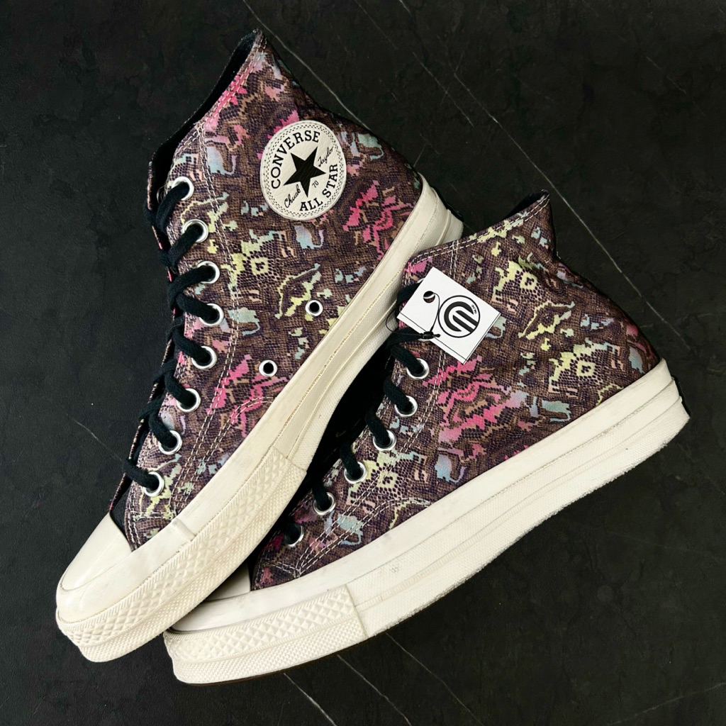 Sepatu Converse Second pria - size 41/26 cm kode BL24