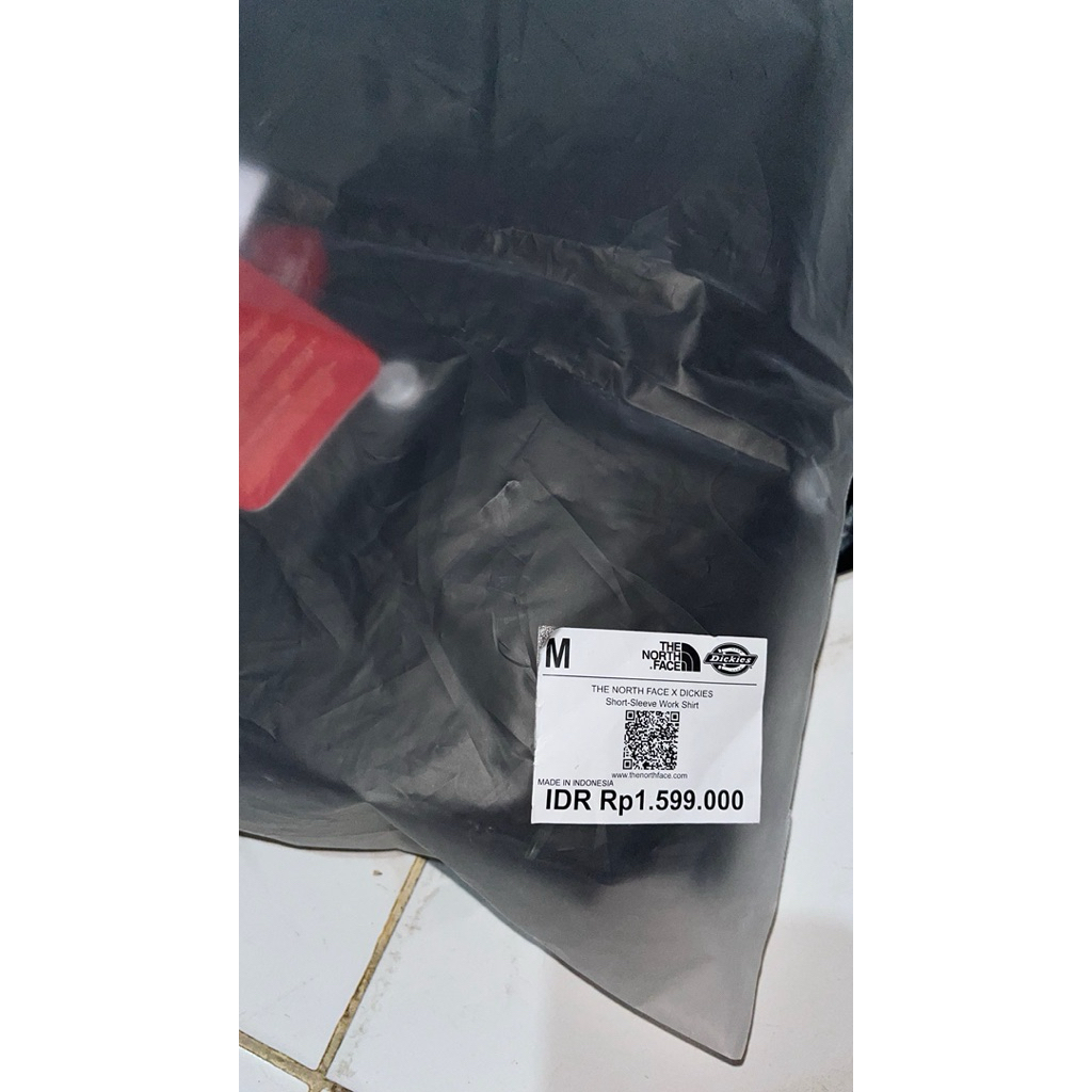 kemeja Oversize Dickies x TNF