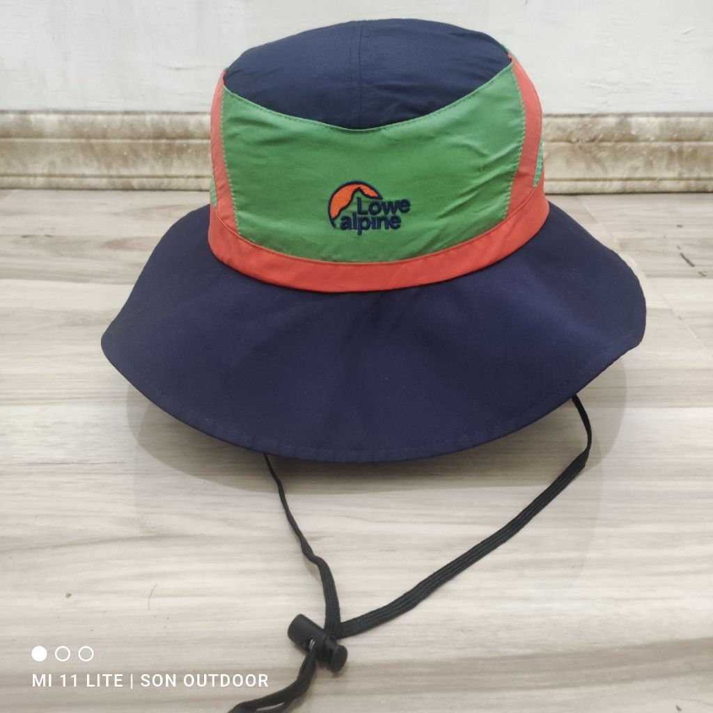 Topi Rimba Lowe alpine outdoor