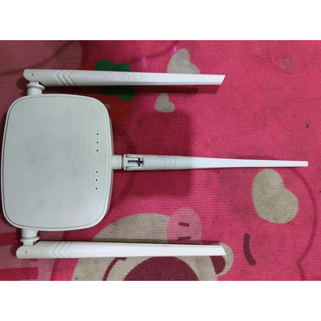 Router Tenda N318 300mbps Second Mulus