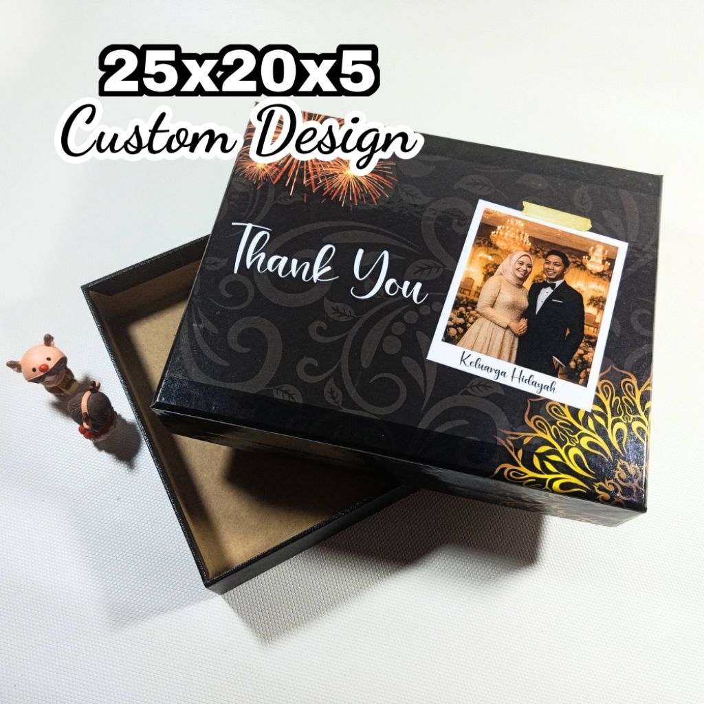 

Kotak Kado 25x20 Custom Design Hampers/Gift Box/Hardbox/Bridesmaid/Packaging/Packing