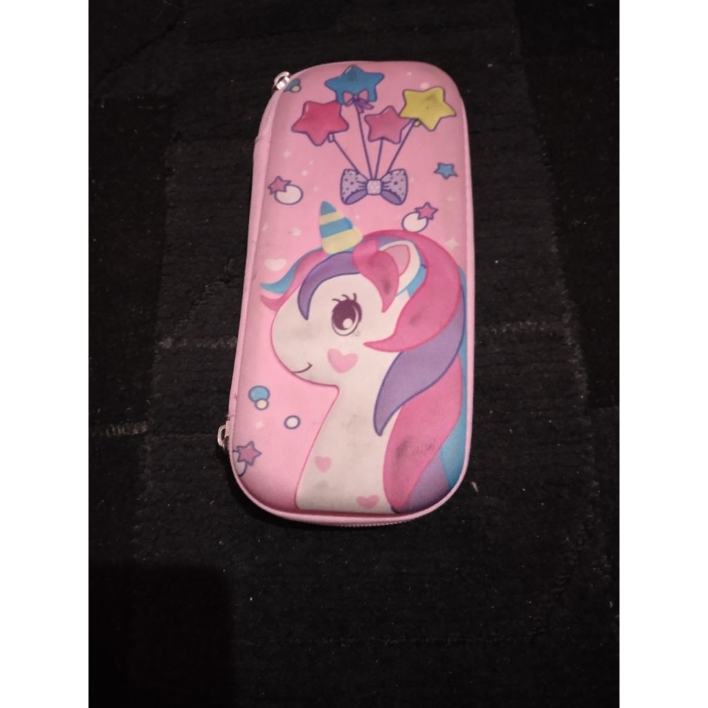 

kotak pensil karakter s1113t