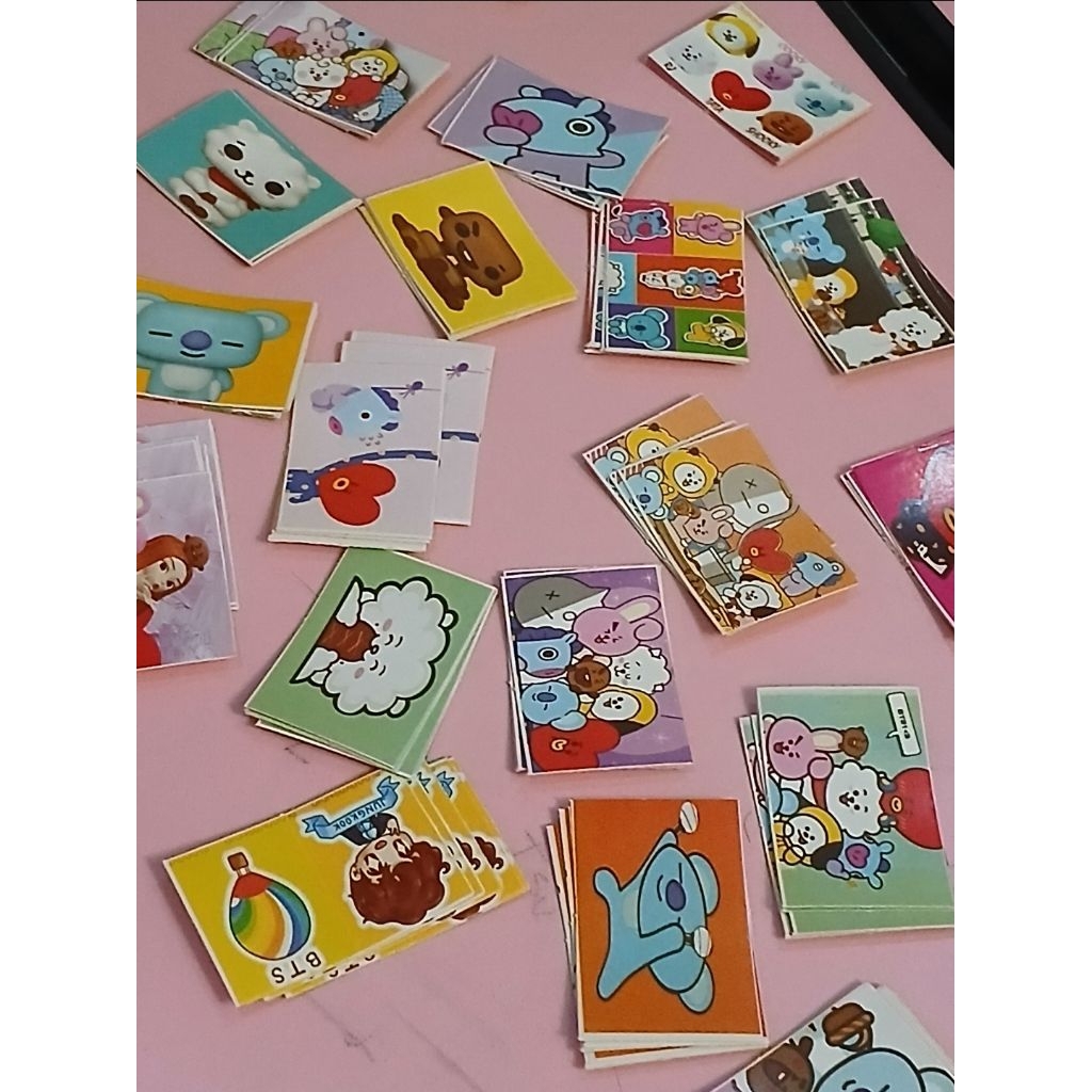 stiker BT21