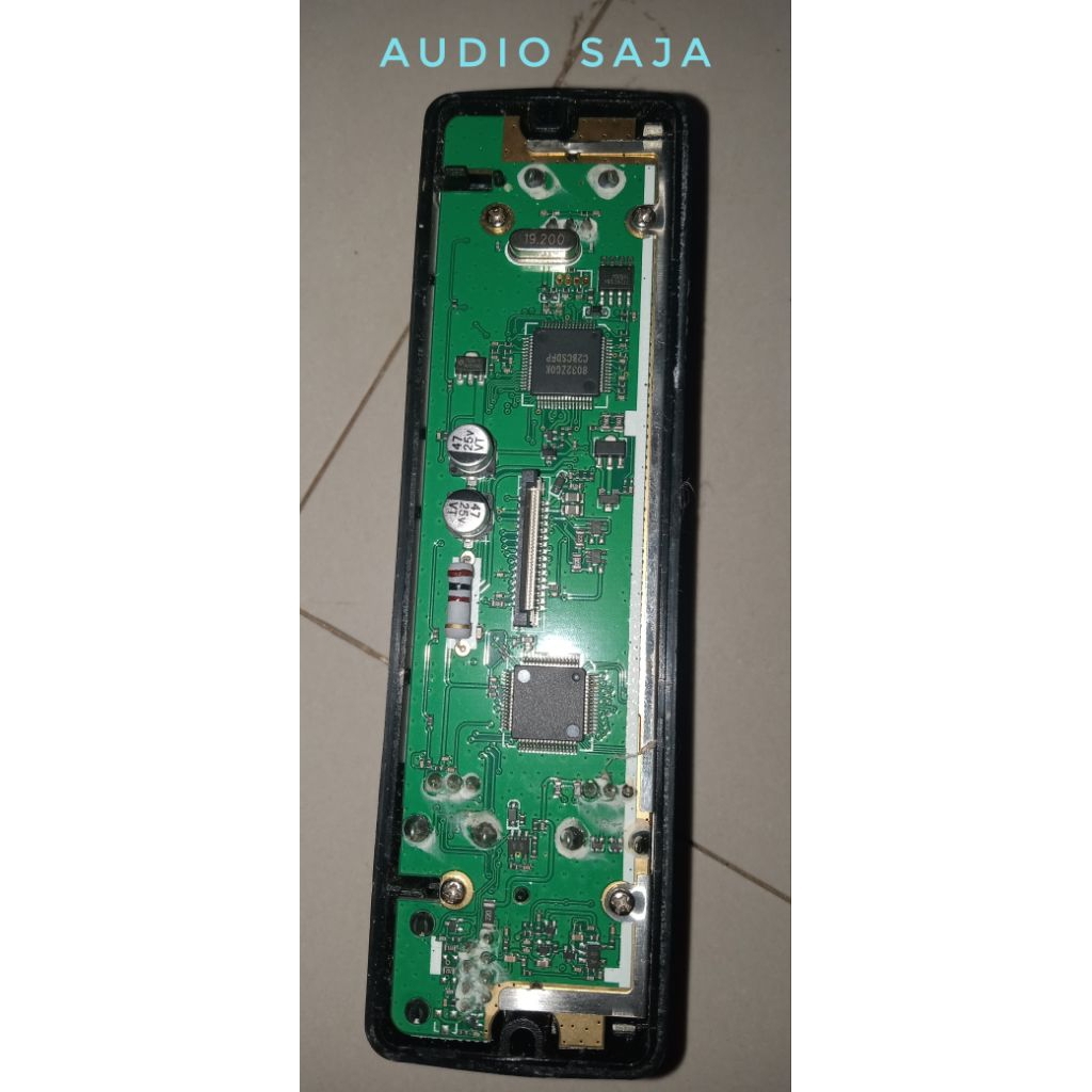 cpu icom 2300 minus hanya suara  audio RX saja. untuk  tombol  dial dan rotari normal dijual tanpa l