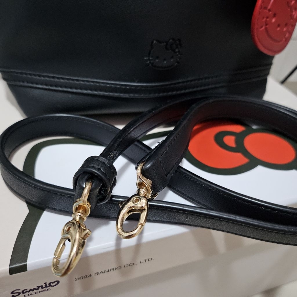 *ROOSY* HELLO KITTY BAG COLOR BLACK