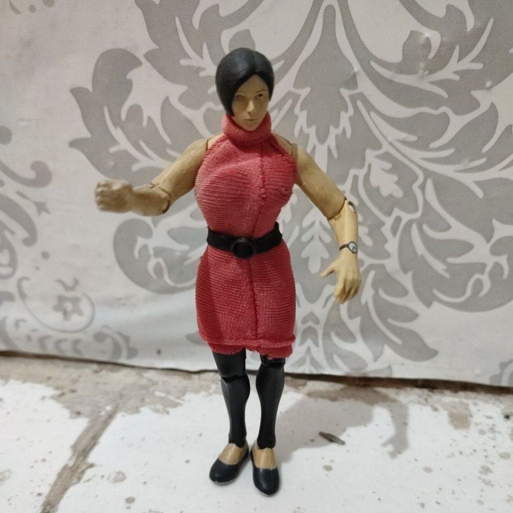 Ada Wong Vintage Resident Evil 2 Action Figure 1999 Toybiz Capcom Video Game
