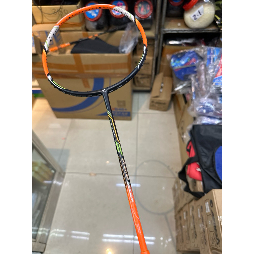 RAKET BULUTANGKIS PROTECH UNLIMITED 3000K bonus COVER dan SENAR