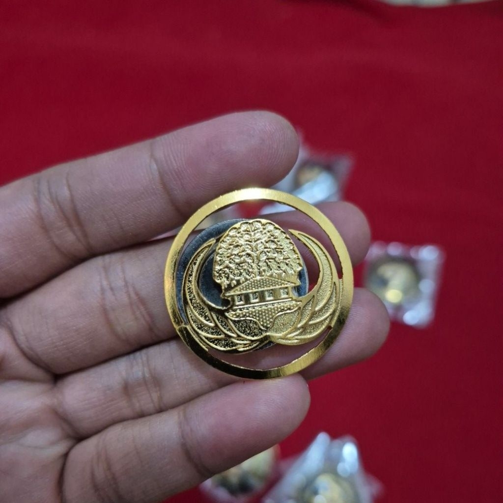 pin korpri bulat krancang magnet#korpri kuningan