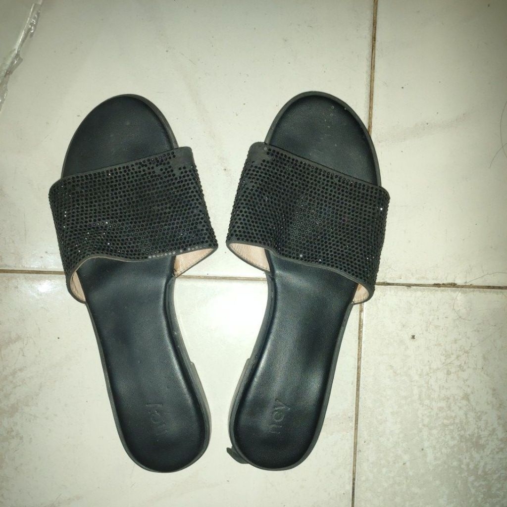 preloved sandal ncy