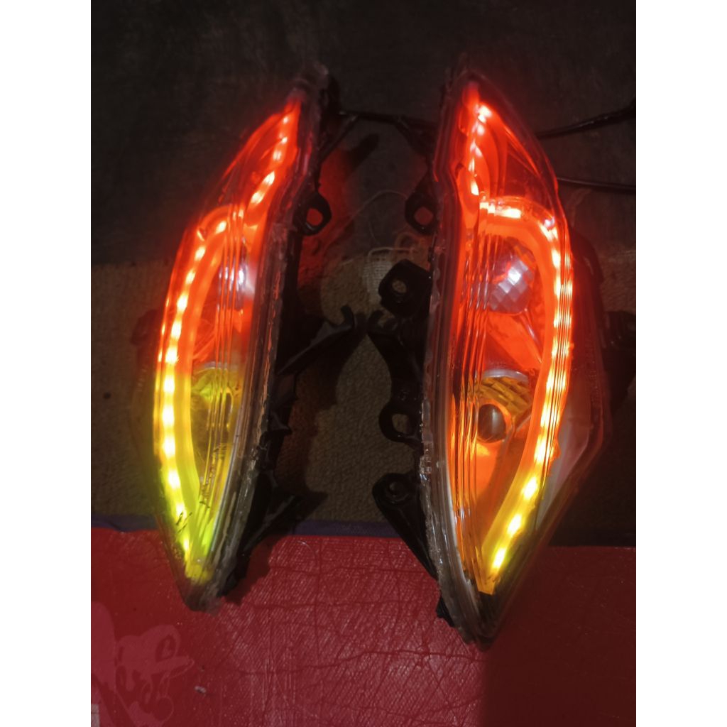 Lampu Sein RGB Mio J