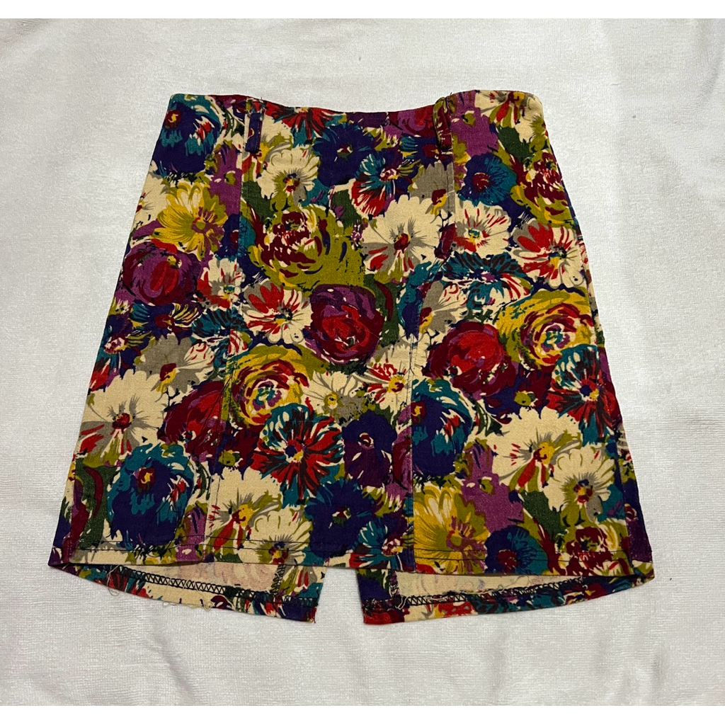 Rok beludru bunga
