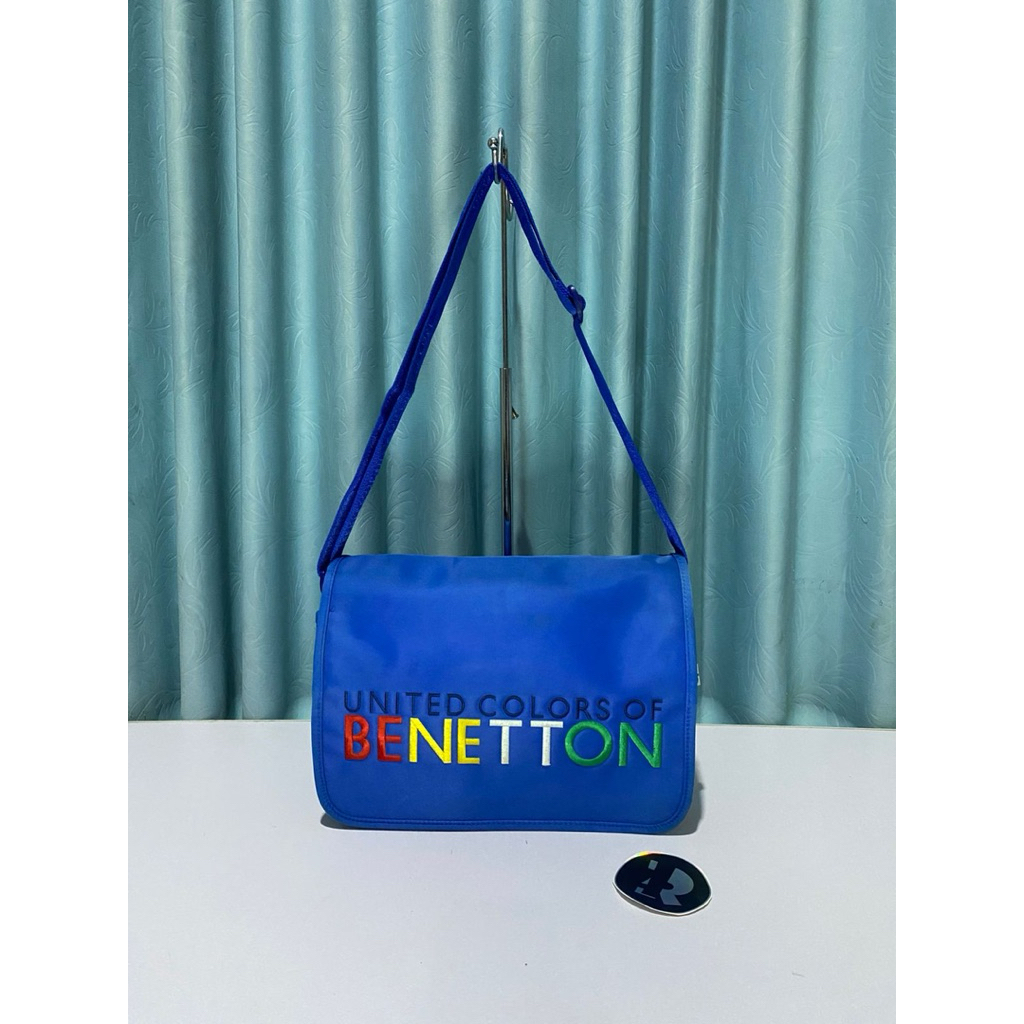 united colors of Benetton sling bag
