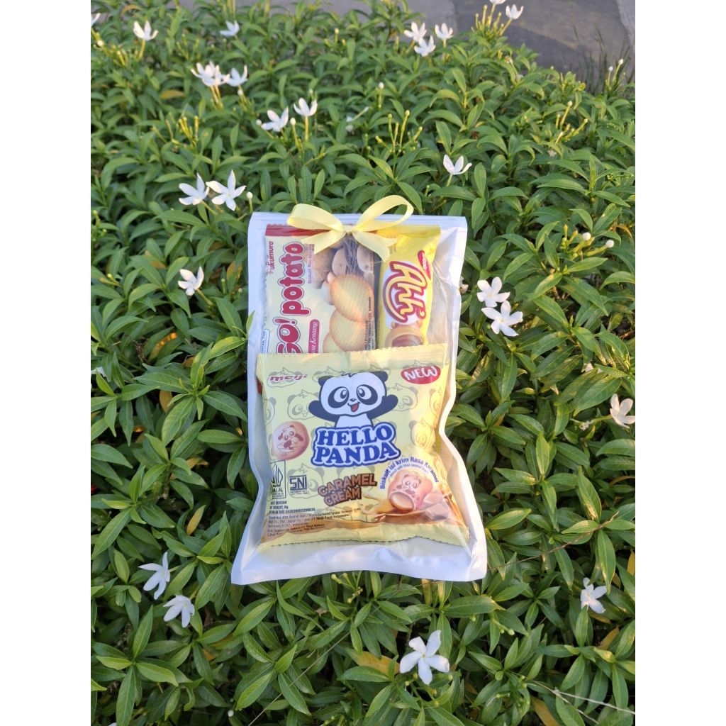 

mini gift/mini hampers ulang tahun wisuda dll/jajan ulang tahun