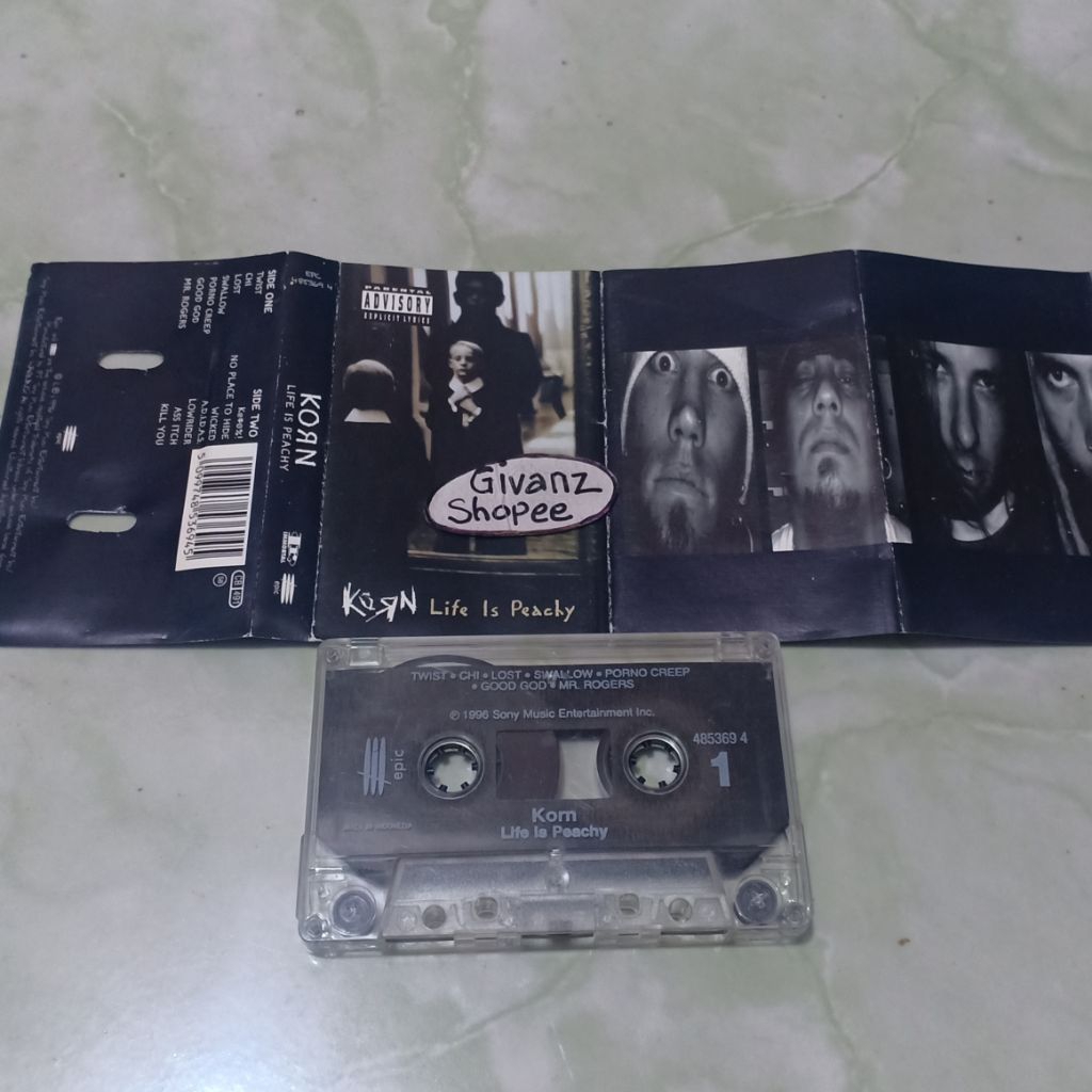 kaset pita KORN - Life is peachy