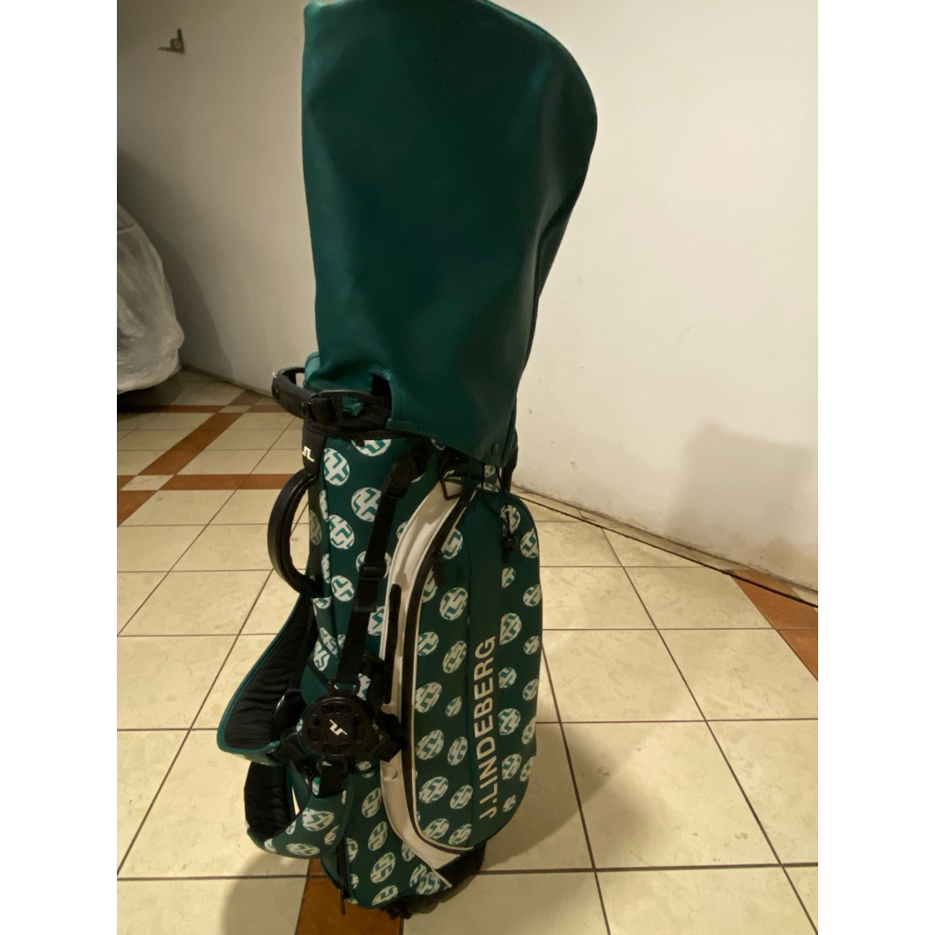 j lindeberg golf bag