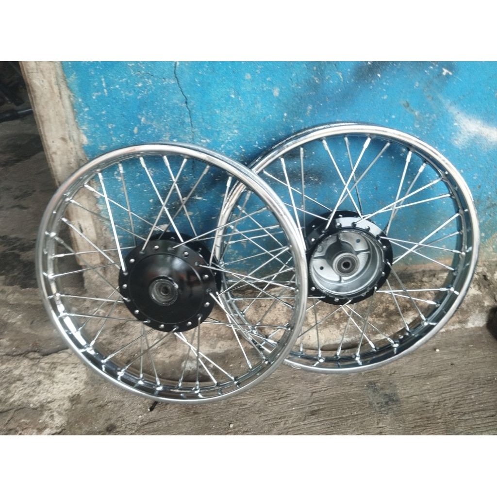 Velg Depan Belakang Motor Astrea Grand Original Copotan