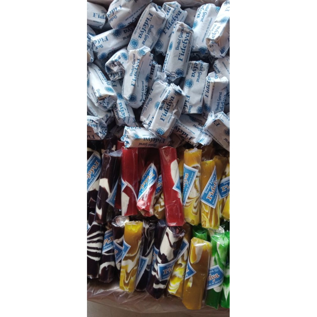 

Dodol zebra mix Dodol coklat susu khas Garut netto:1kg