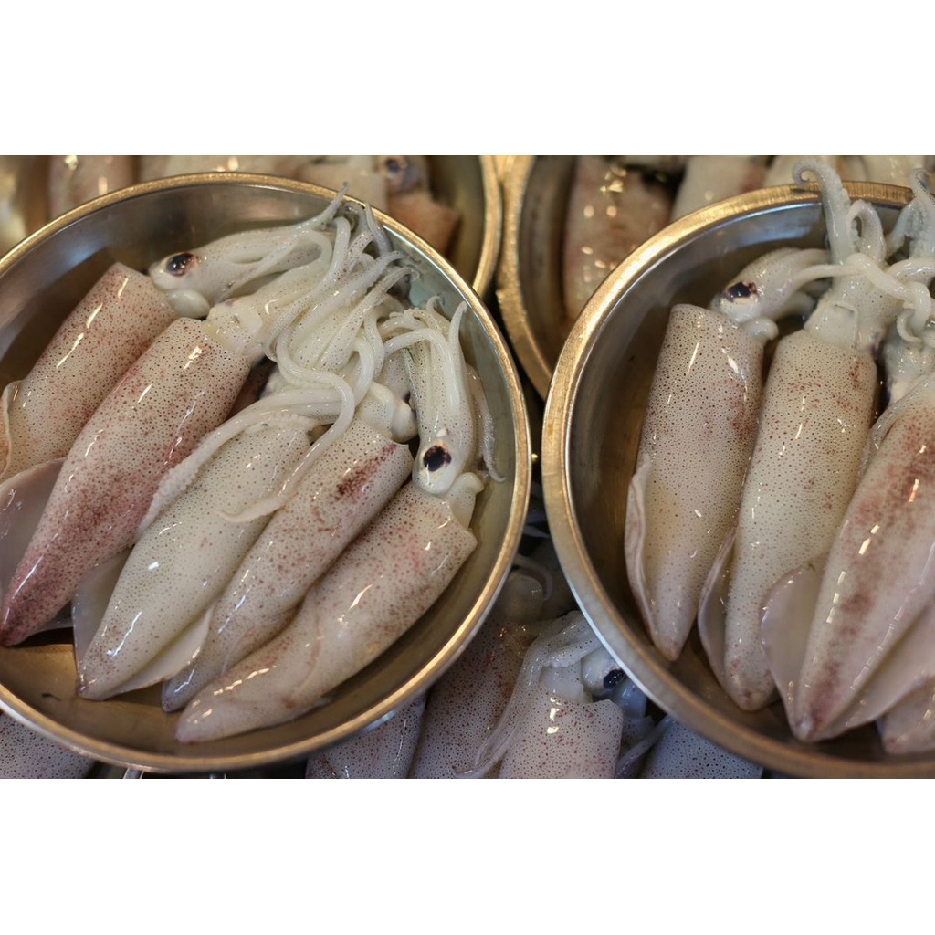 

cumi cumi size sedang size campur gede-sedang 500gram