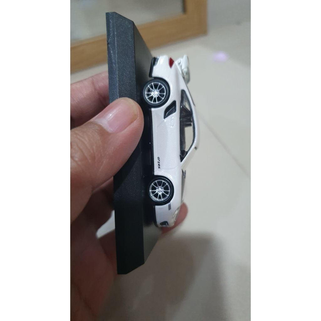 kyosho porsche 911 GT 2 RS