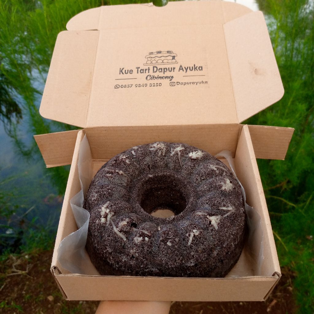 

bolu ketan hitam lumer keju UK 16 cm