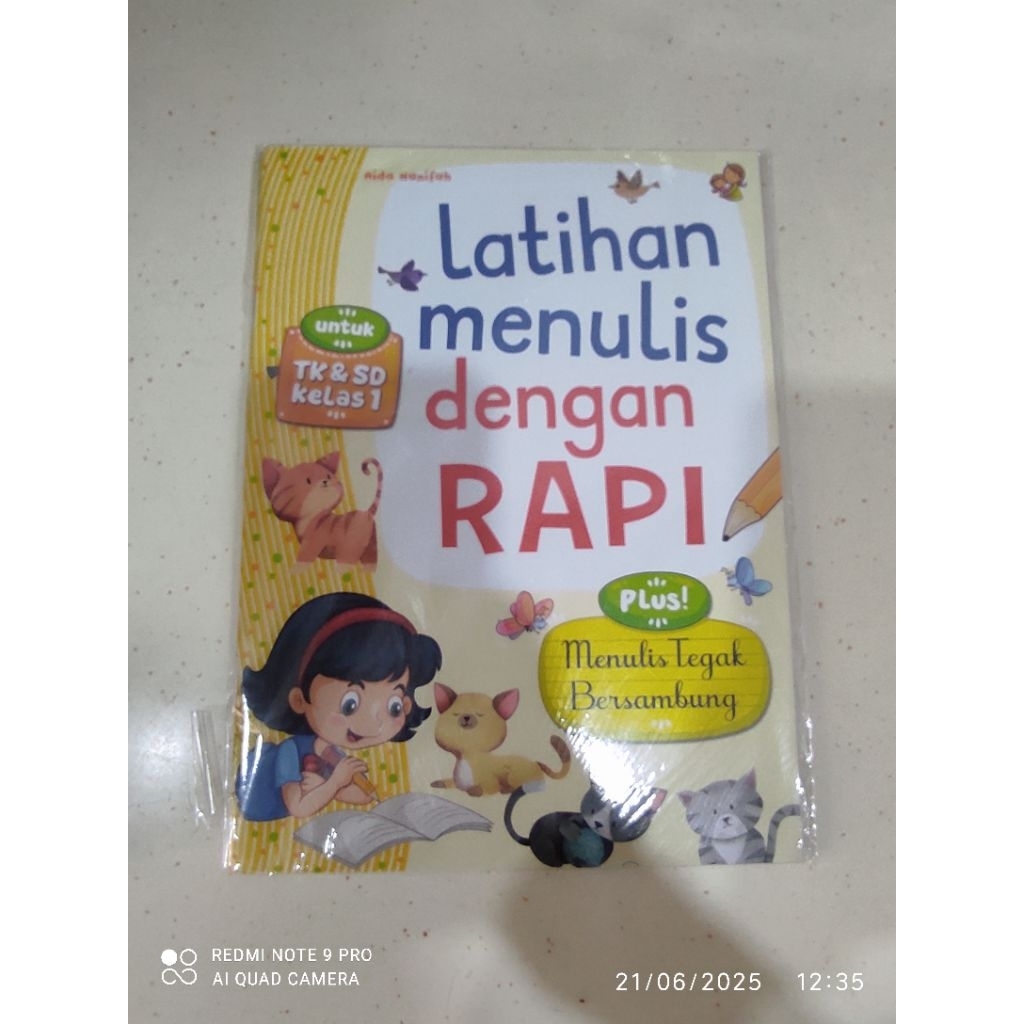 

Buku Latihan Menulis