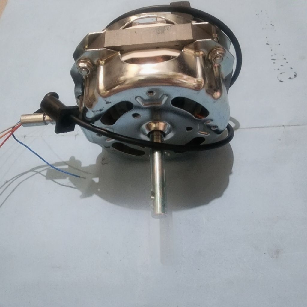 Dinamo Kipas Cosmos 18 Inch (As pakai Bering).