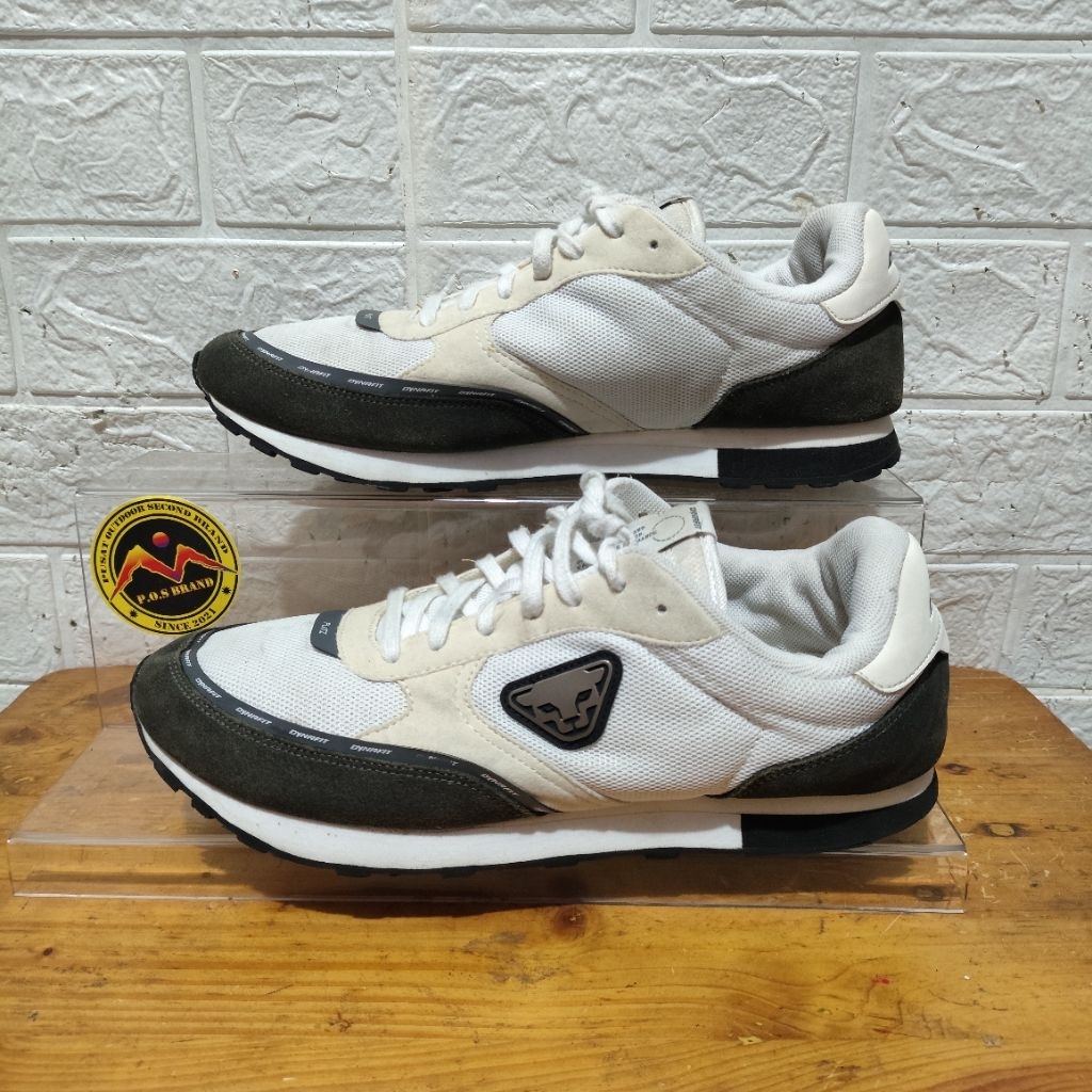 sepatu casual Dynafit second